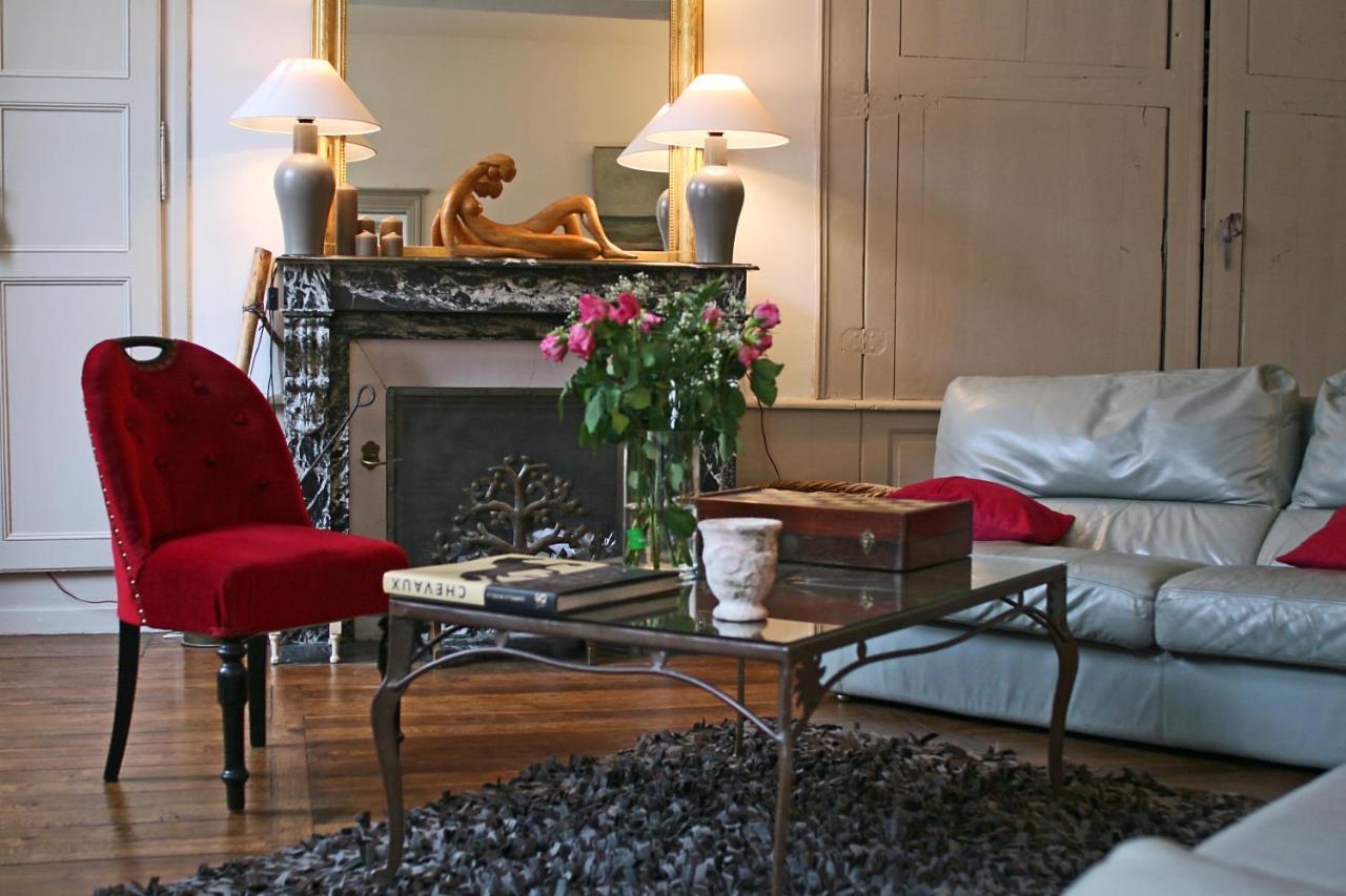 Bed and Breakfast Le Tabellion Noyers-sur-Serein Zewnętrze zdjęcie
